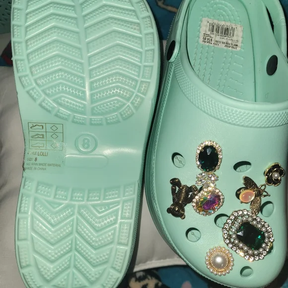 Platforms - Picture 2 of 3